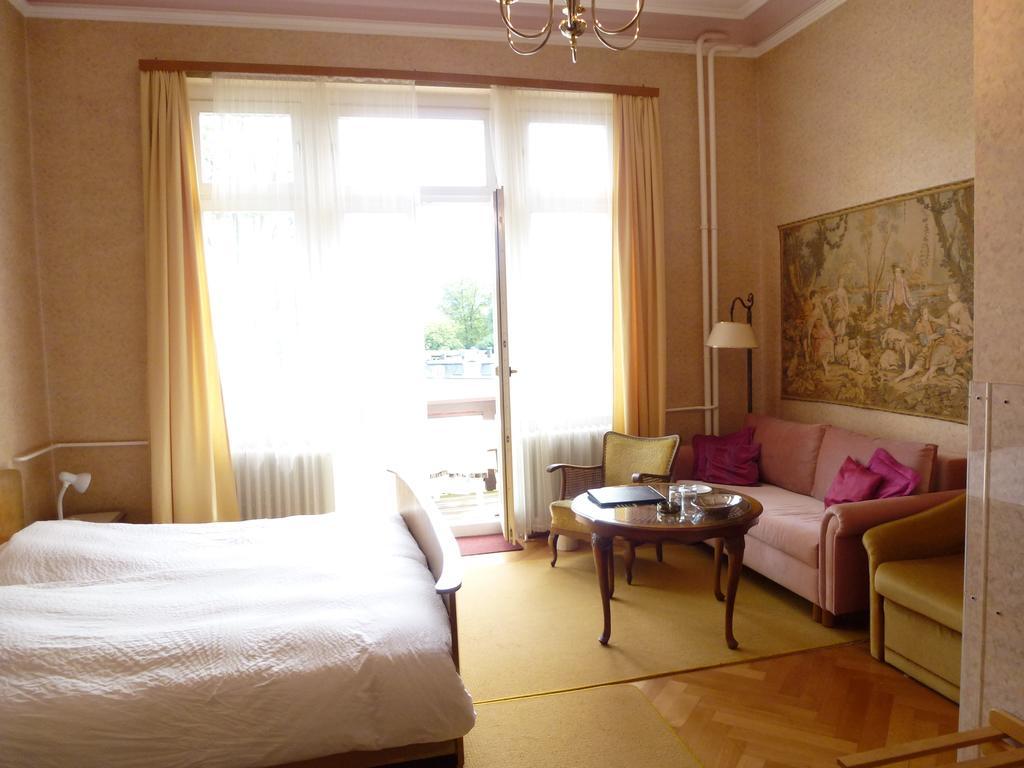 Hotel Tanneck Baden-Baden Cameră foto