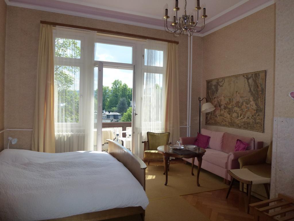 Hotel Tanneck Baden-Baden Exterior foto